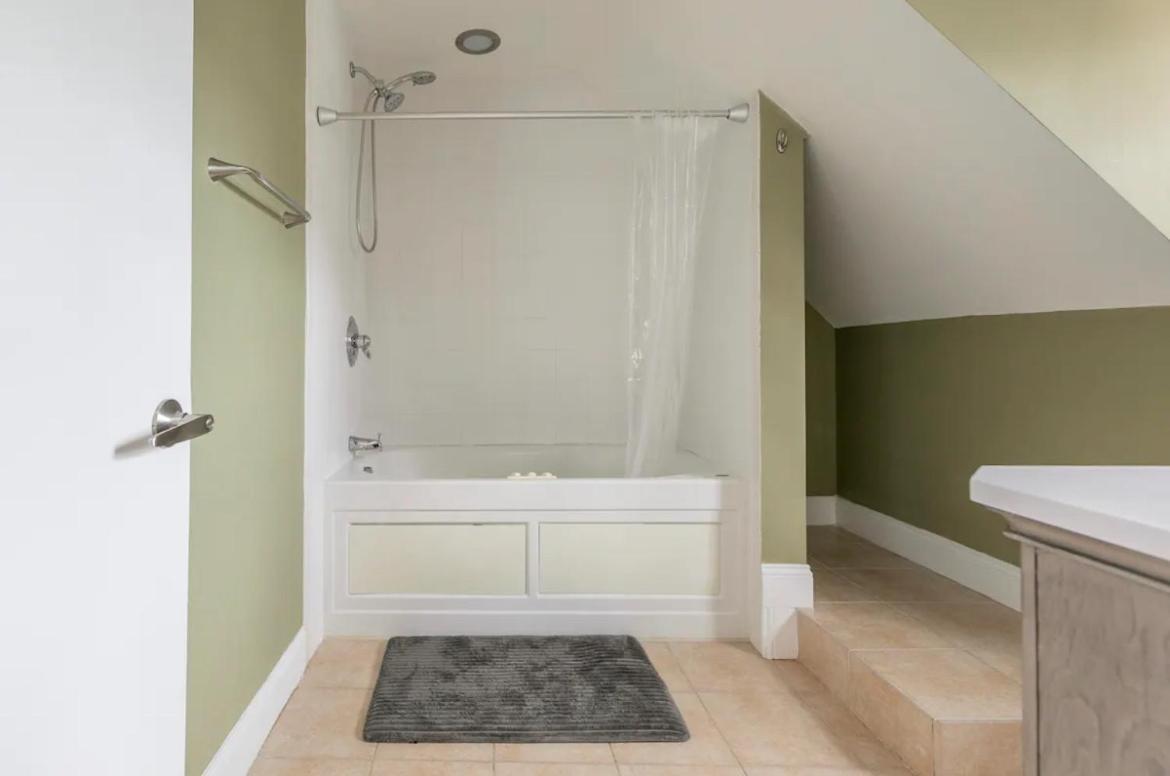 Large Studio Open Concept In Boston Zoo Franklin Park Near Exterior foto